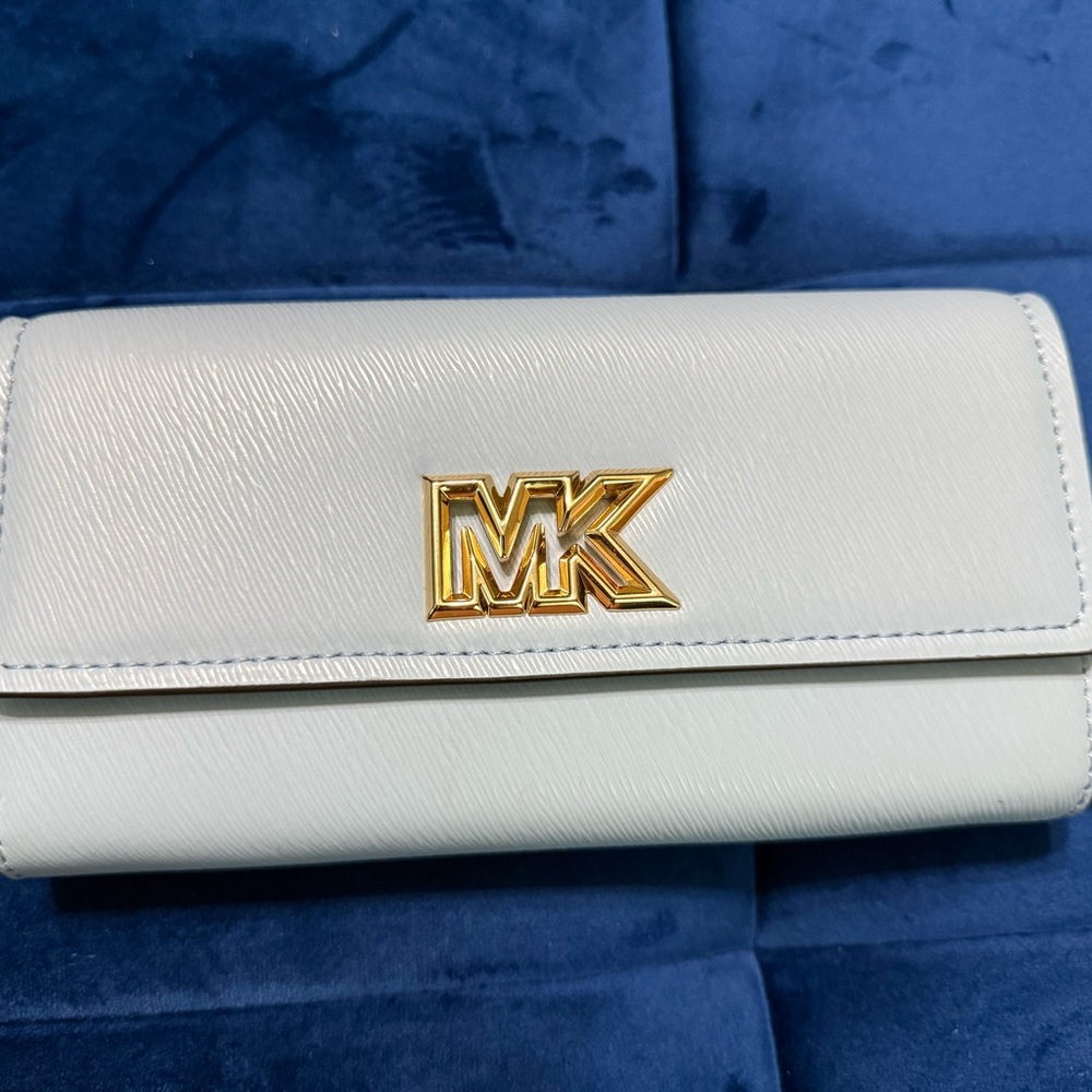 Michael Kors Mimi Saffiano Pale Blue Leather Bi-Fold Wallet